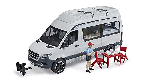 bruder 02672 - Mercedes Benz Sprinter Camper con conductor, juego de camping, vajilla, camper, autocaravana, campervan