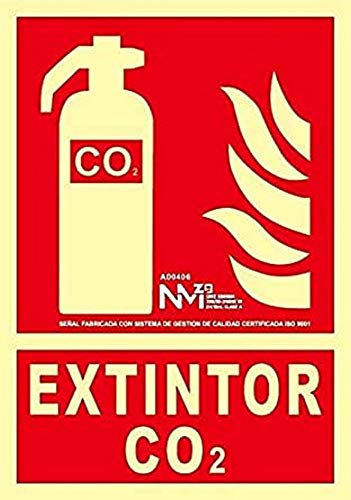 NM RD00106 - Señal Luminiscente Extintor Co2 Clase B PVC 0,7mm 21x30cm con CTE, RIPCI y Apto para la Nueva Legislación